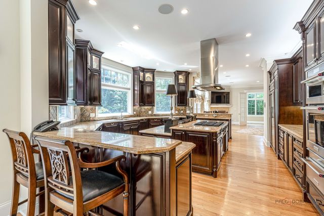 64 Crescent Drive, Glencoe, IL 60022