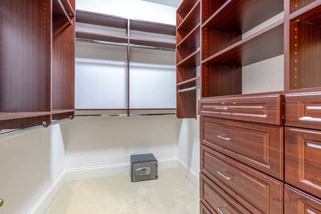 64 Crescent Drive, Glencoe, IL 60022