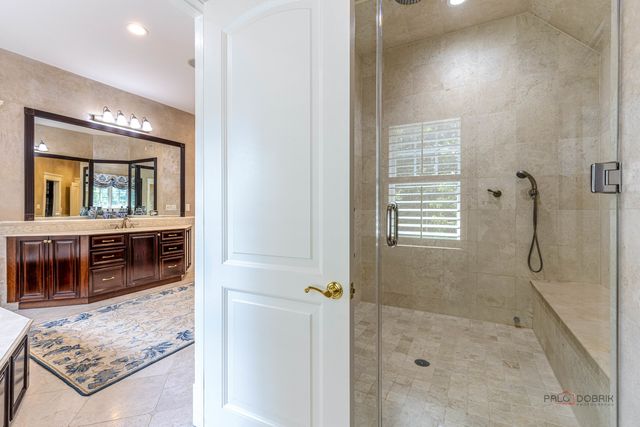 64 Crescent Drive, Glencoe, IL 60022