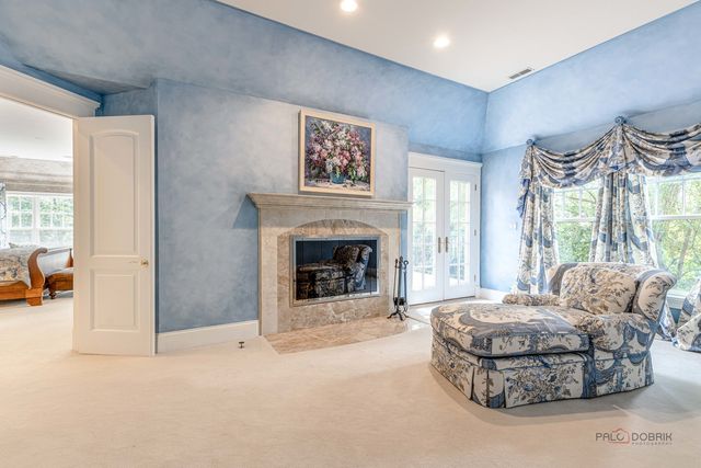 64 Crescent Drive, Glencoe, IL 60022