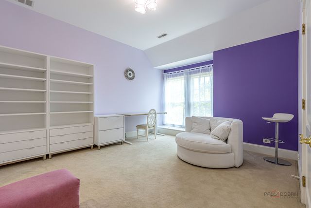 64 Crescent Drive, Glencoe, IL 60022