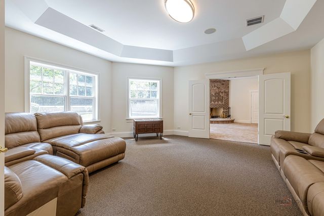 64 Crescent Drive, Glencoe, IL 60022