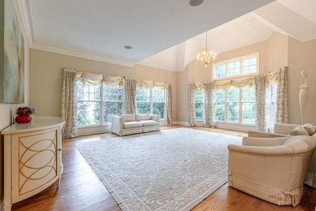 64 Crescent Drive, Glencoe, IL 60022