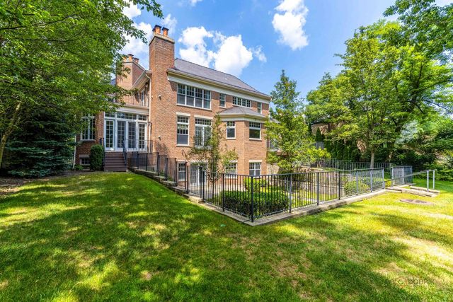 64 Crescent Drive, Glencoe, IL 60022