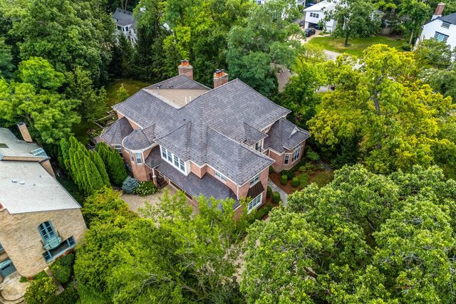 64 Crescent Drive, Glencoe, IL 60022