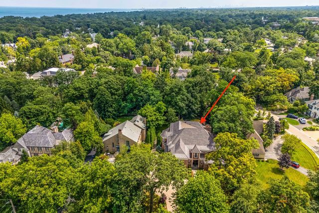 64 Crescent Drive, Glencoe, IL 60022