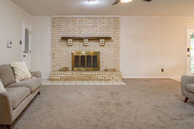 401 W Fifth Street, Brenham, TX 77833