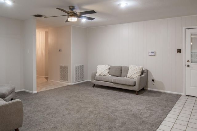 401 W Fifth Street, Brenham, TX 77833