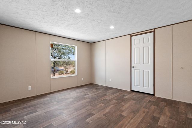 12505 W Bernice Lane, Tucson, AZ 85743