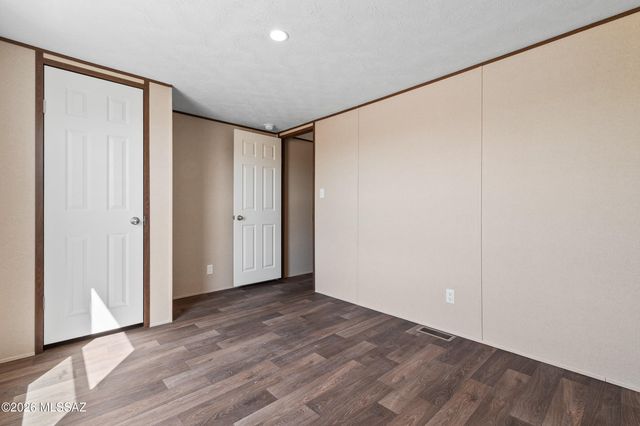 12505 W Bernice Lane, Tucson, AZ 85743