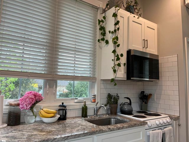 25 Ledbetter Street, Greenville, SC 29611