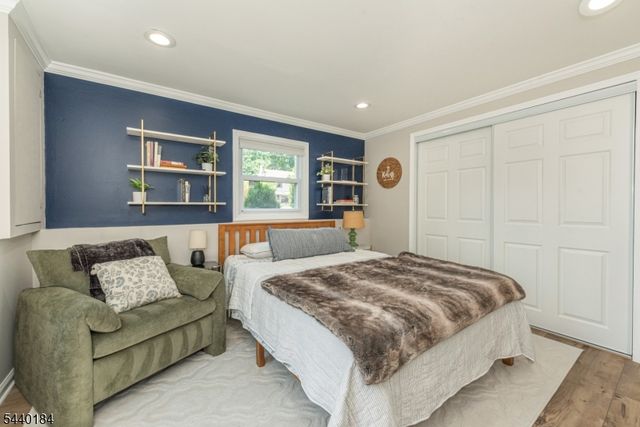 128 Overlook Ave, East Hanover Twp., NJ 07936