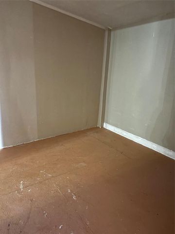 51 N Winter Creek, Cleveland, TX 77328