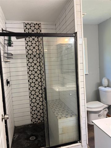 51 N Winter Creek, Cleveland, TX 77328