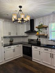 51 N Winter Creek, Cleveland, TX 77328