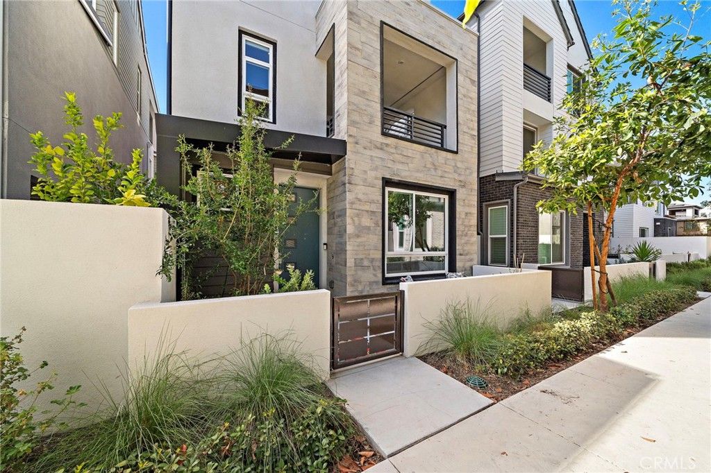 230 Abacus, Irvine, CA 92618 — photo 2