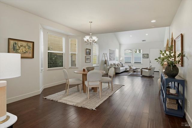 2017 Verbena Dr, Santa Rosa, CA 95404