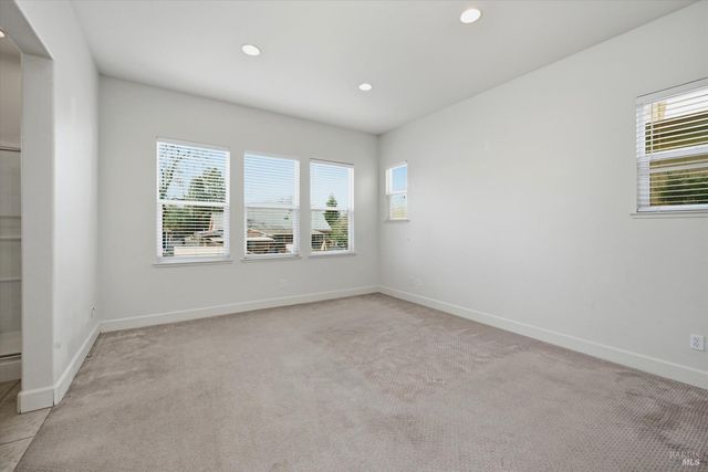 2017 Verbena Dr, Santa Rosa, CA 95404