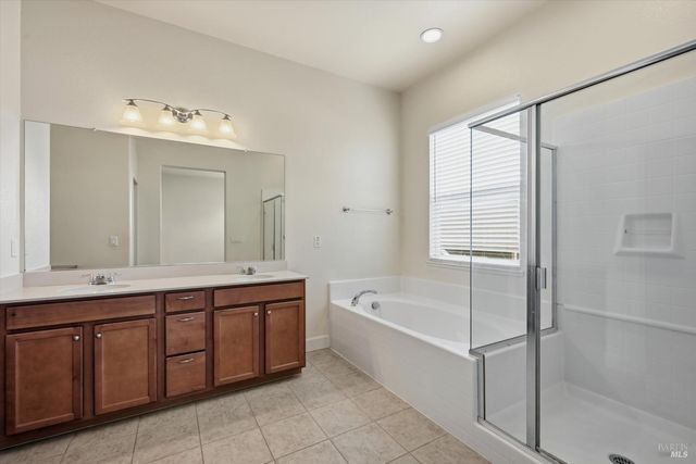 2017 Verbena Dr, Santa Rosa, CA 95404