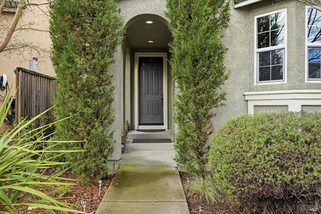 2017 Verbena Dr, Santa Rosa, CA 95404