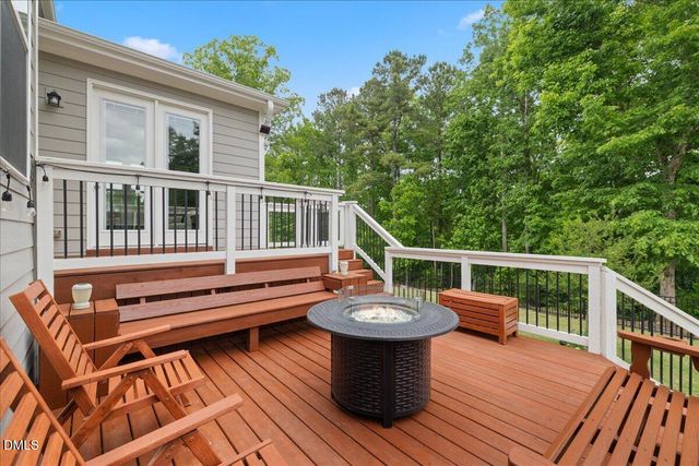 1049 Queensdale Drive, Cary, NC 27519