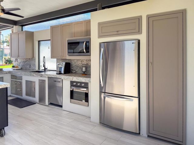 80394 Avenue 48 414, Indio, CA 92201