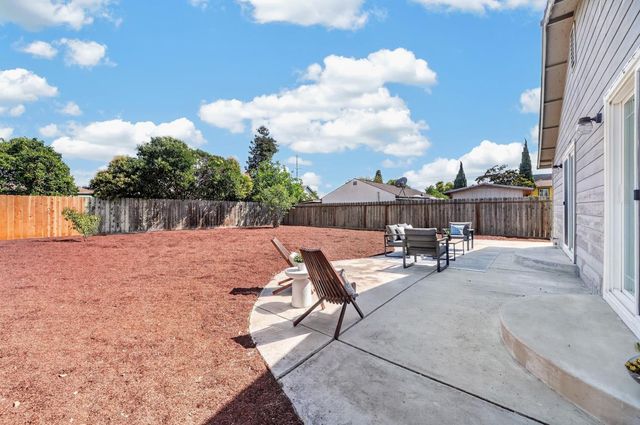 6952 Graham Avenue, Newark, CA 94560
