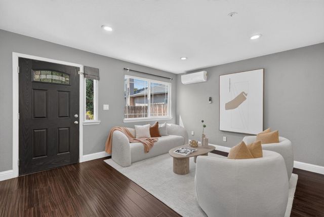 6952 Graham Avenue, Newark, CA 94560