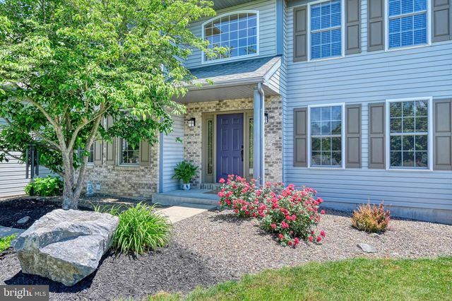 17 JENNIFER DR, Bernville, PA 19506
