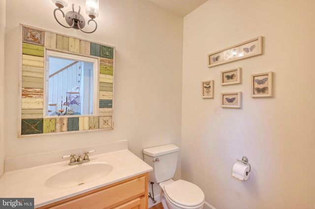 17 JENNIFER DR, Bernville, PA 19506