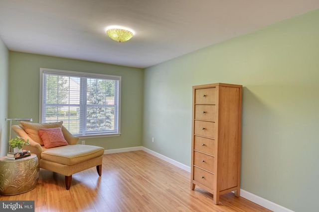 17 JENNIFER DR, Bernville, PA 19506