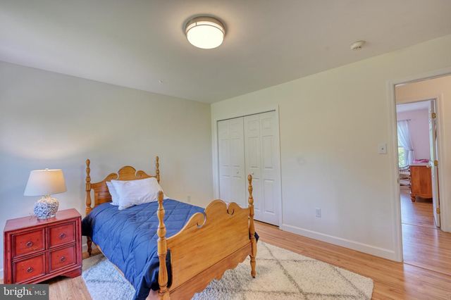 17 JENNIFER DR, Bernville, PA 19506