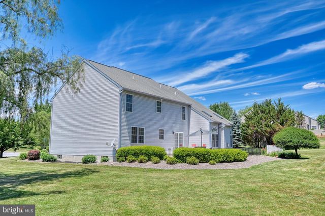 17 JENNIFER DR, Bernville, PA 19506
