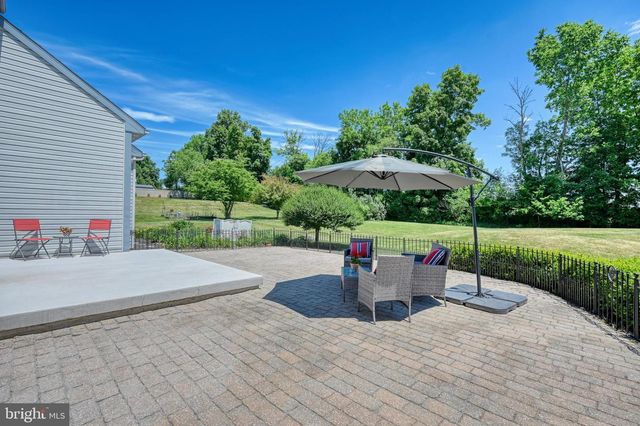17 JENNIFER DR, Bernville, PA 19506