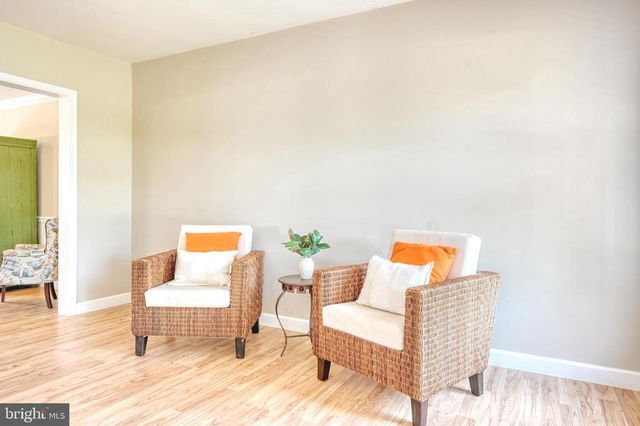 17 JENNIFER DR, Bernville, PA 19506
