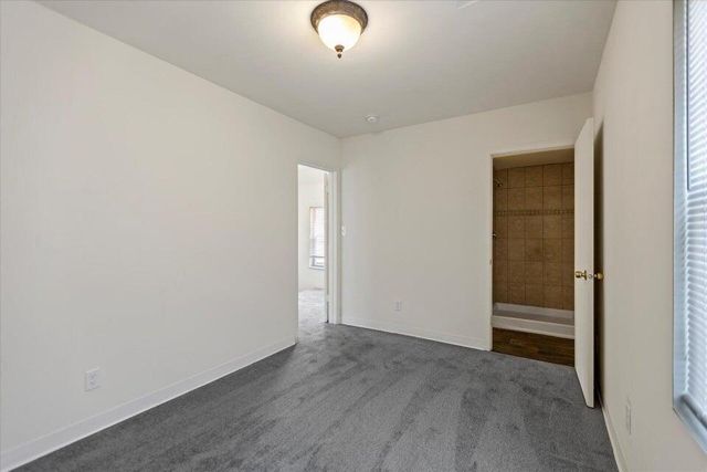 1004 Mineral STREET, Milwaukee, WI 53204