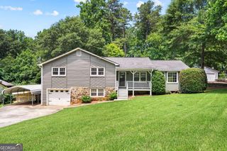 204 Bascomb Lane, Woodstock, GA 30189