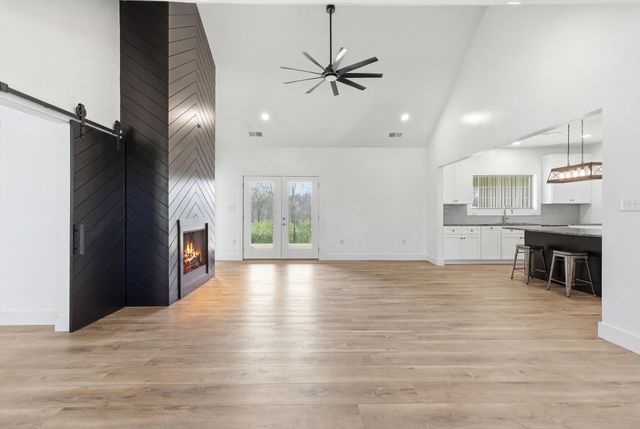 100 Seven Oaks Drive, Richmond, KY 40475