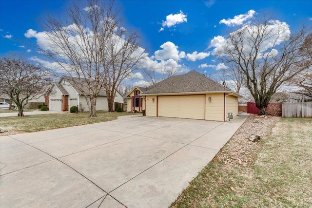 101 N Crosswood Ln, Derby, KS 67037