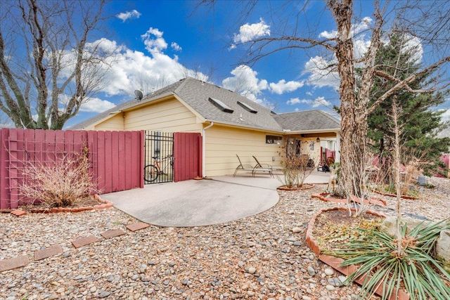 101 N Crosswood Ln, Derby, KS 67037