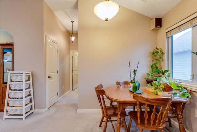 101 N Crosswood Ln, Derby, KS 67037