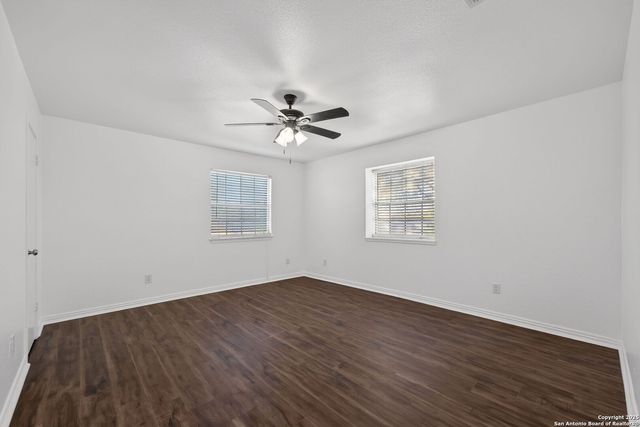 3515 Ridge Knoll St, San Antonio, TX 78247