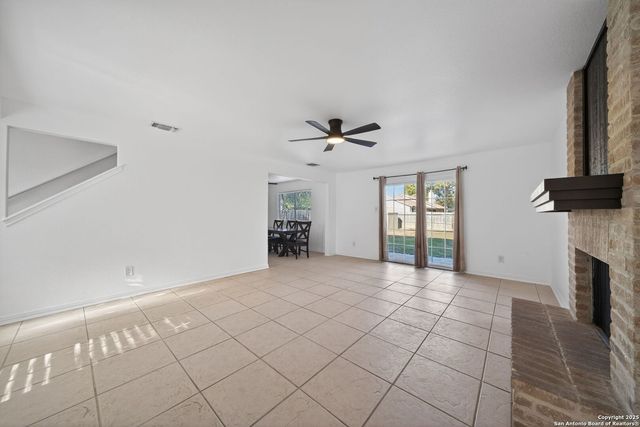 3515 Ridge Knoll St, San Antonio, TX 78247