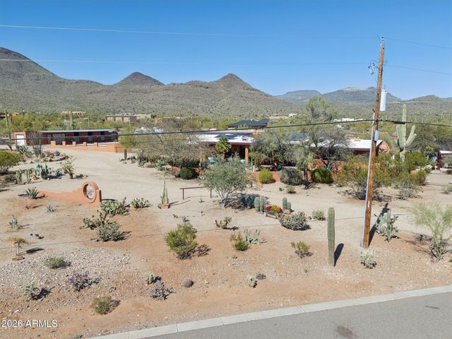 40205 N 26TH Street, Cave Creek, AZ 85331