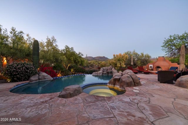 40205 N 26TH Street, Cave Creek, AZ 85331