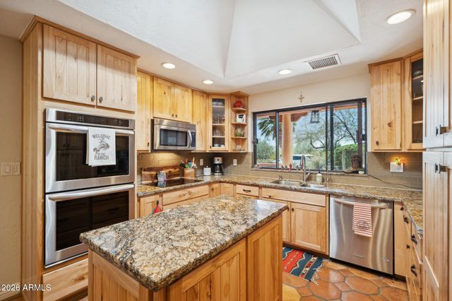 40205 N 26TH Street, Cave Creek, AZ 85331