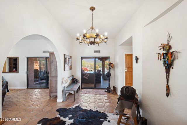 40205 N 26TH Street, Cave Creek, AZ 85331