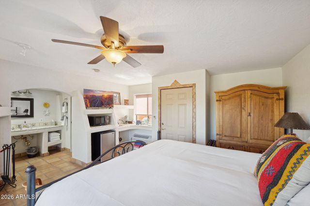 40205 N 26TH Street, Cave Creek, AZ 85331