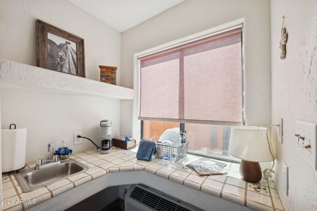 40205 N 26TH Street, Cave Creek, AZ 85331