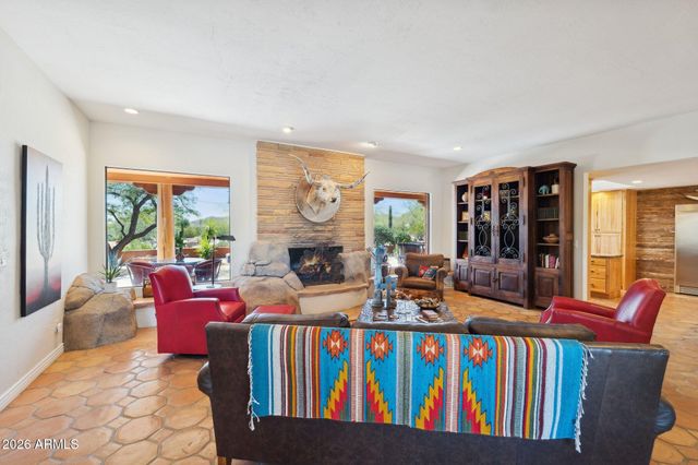 40205 N 26TH Street, Cave Creek, AZ 85331